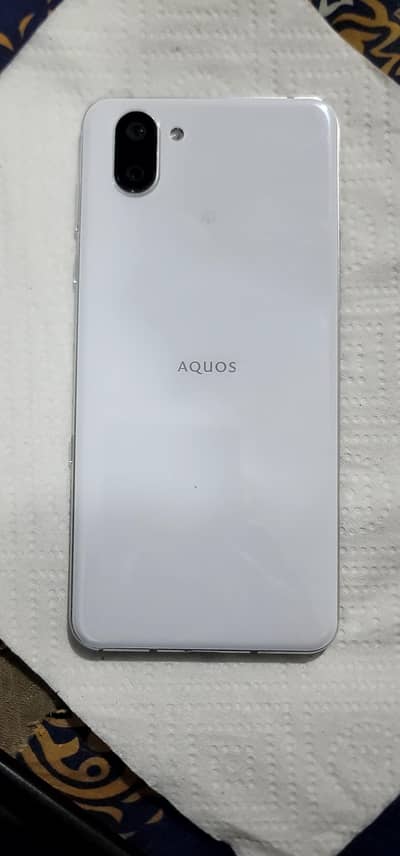 Sharp Aquos R3 128/6