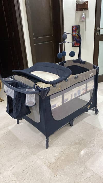 baby bassinet plus playpen with mattress