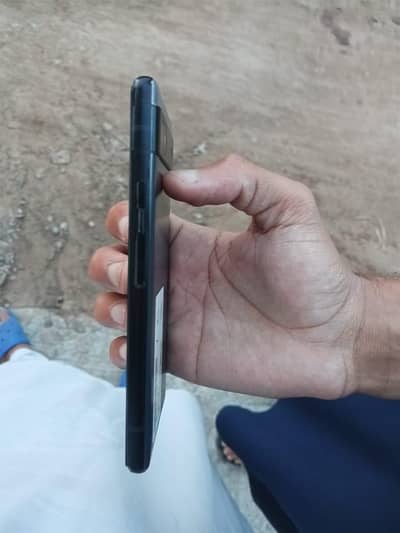 6 Gb 128 GB No repair 10 /10 condition