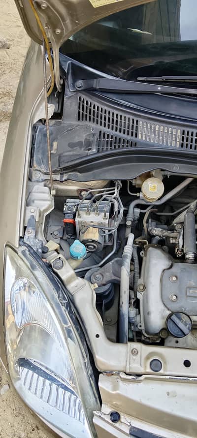 Suzuki swift dlx 2016