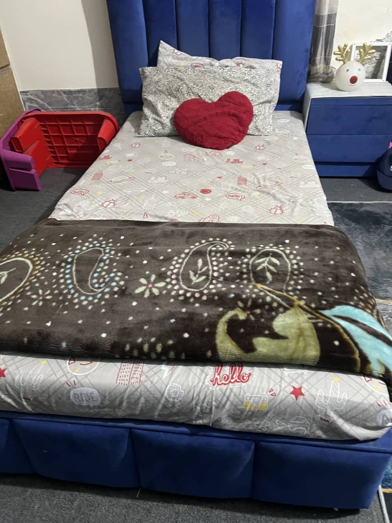 Single bed with side table 1