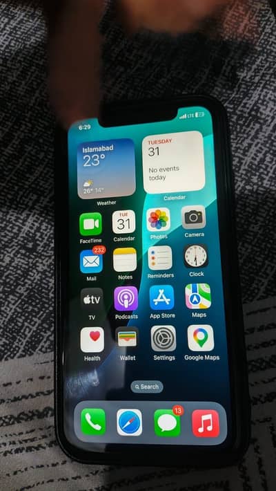 This is iphone xr pta approved