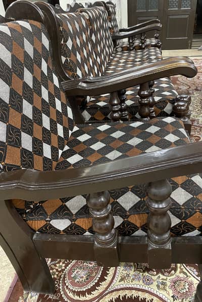 Vintage Tali Wood Sofa Set - Antique 3-Seater with 2 Single Chairs