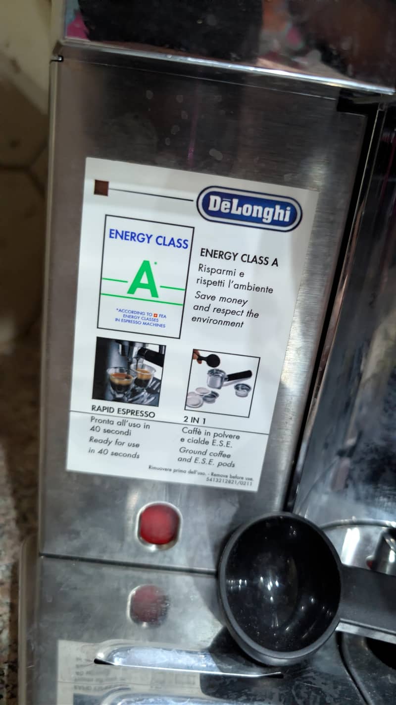 AUTOMATIC COFFEE MACHINE  3