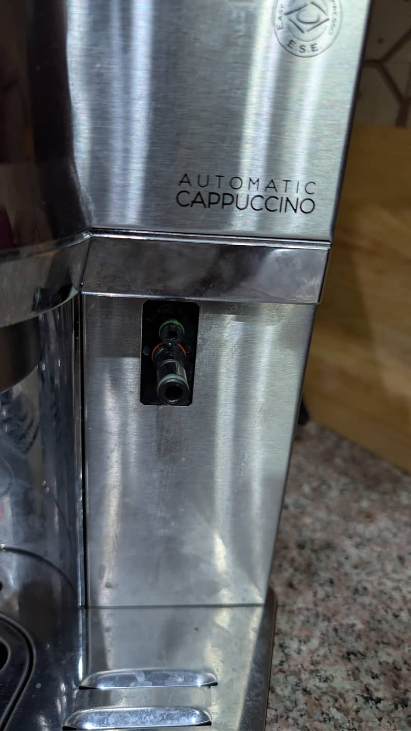 AUTOMATIC COFFEE MACHINE  9