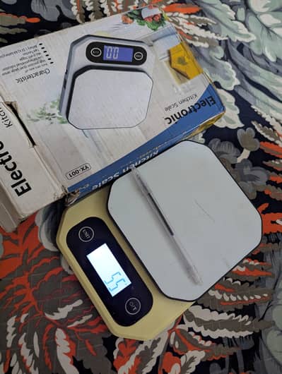 Impulse Sealer and Electrionic Kitchen Scale