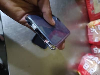 all ok non pretty 10 button condition 4 GB 64 GB sim time 2 month