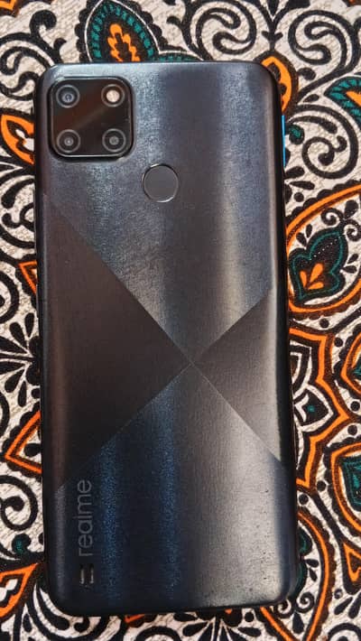Realme c21y (4/64)