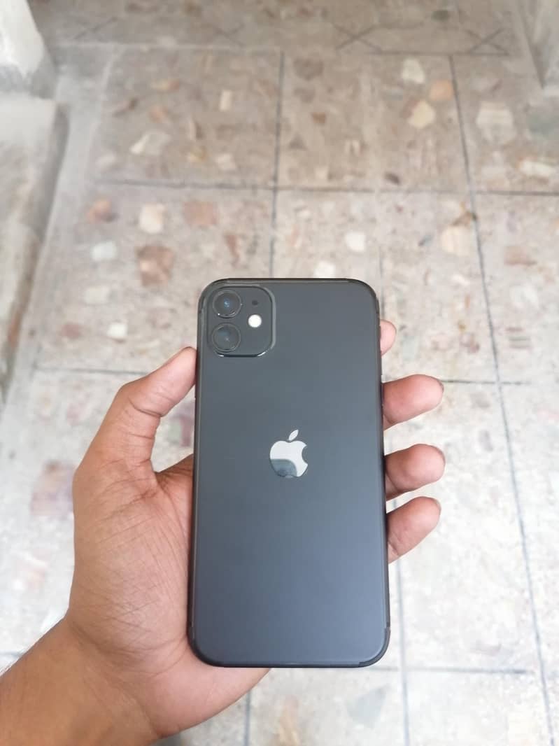 IPhone 11 3