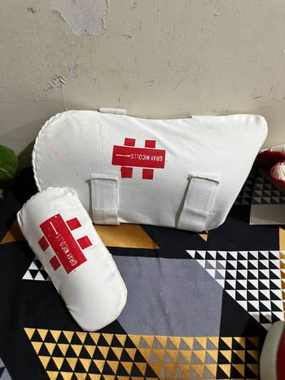 Hard Bat ball kit for sale just 5 days used