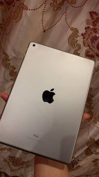 IPAD 6TH GENERATION