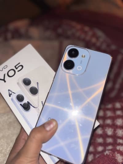 Vivo y05 4/64
