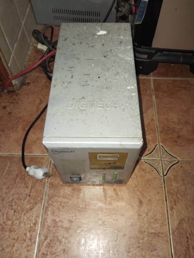 DIGITECH UPS 2