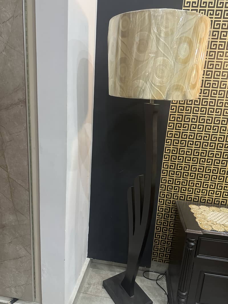 Bed sidetable and dressing table 10