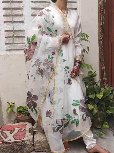 New fabric hand painted exclusive Duppatta