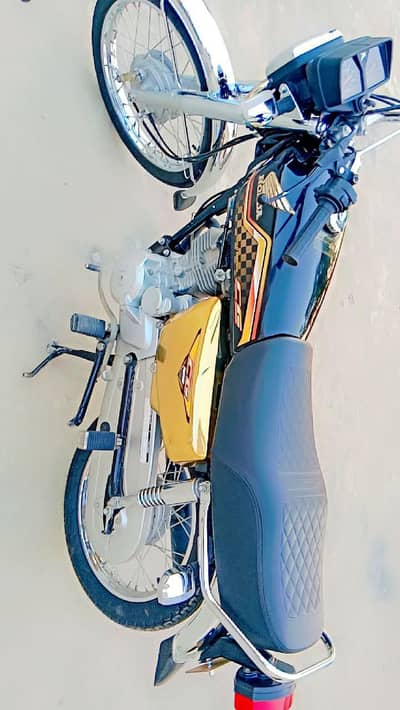 Honda CG 125 Gold Edition
