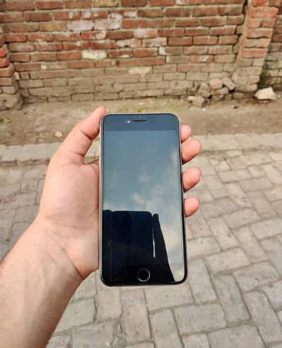 i phone 6s plus PTA official approved 32gb