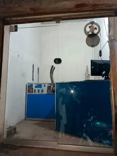 glass door for shop available 6x8