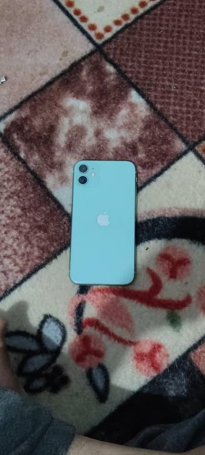 iphone 11 64 gb minor spot /dot