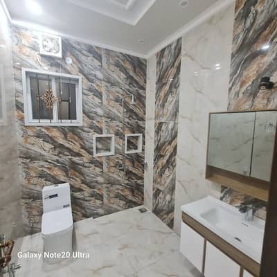 10 marla Full hous available for rent new type Wapda Town ph1 block D3