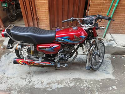 Gari main koi kaam nai honay wala 23/24 hai 14 December ki purchase ha