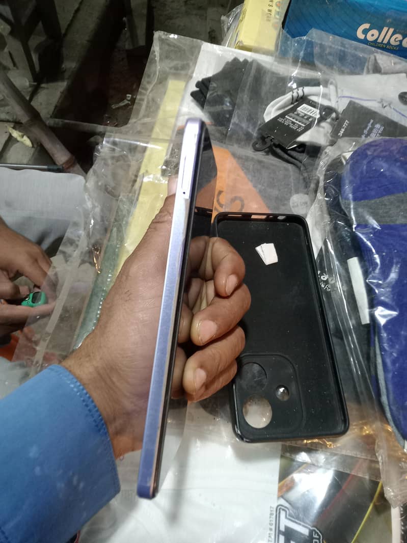 ڈبہ چارج سات مہینے کی وارنٹی ہے 2