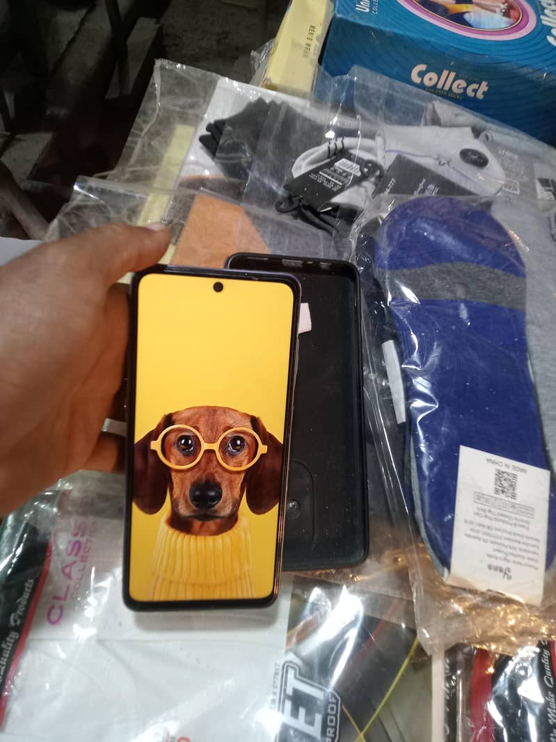 ڈبہ چارج سات مہینے کی وارنٹی ہے 6