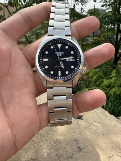Seiko 5 Automatic Watch – Original | Excellent Condition | With Box
