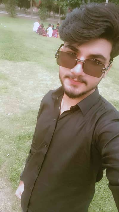 Muneeb moon