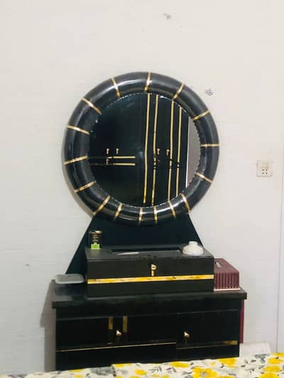 Bedroom Set urgent sale