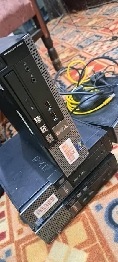 Small Dell PC with LCD 22 Inch