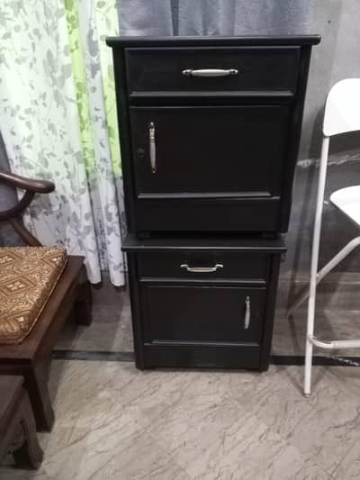 bed side table ,maaz,show case
