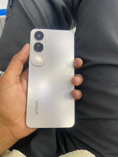 vivo Y200 8/256GB completely box