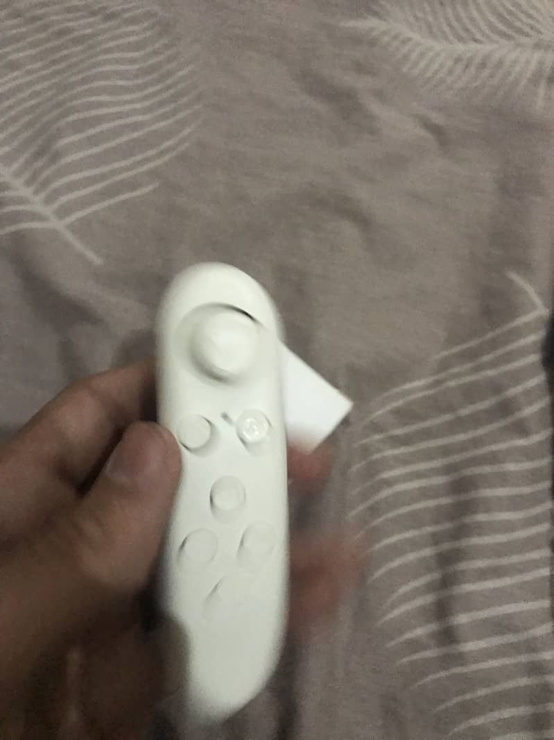 Silicone vr headset with controller 2