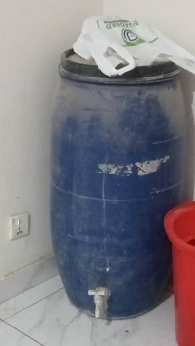 2 Water Tanks with Toti