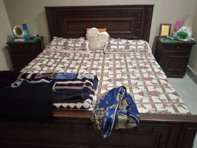 Wooden King size Bed Set