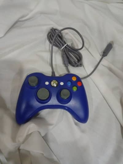 Brand New Xbox 360 Wired Controller for PC/Xbox - Blue