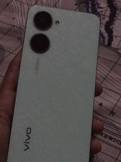 vivo y03 with box 10 by 10 condition no repair 4+4 Gb Ram 64Gb memory