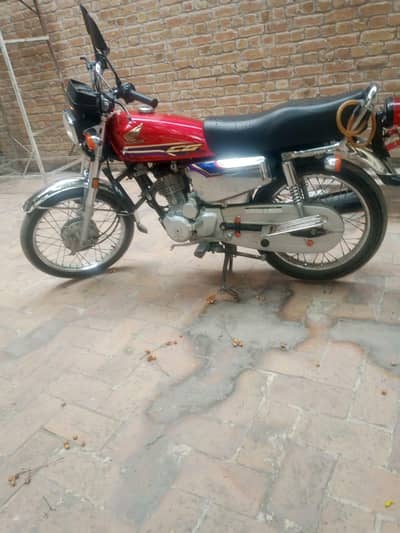 Honda CG 125 silver self start