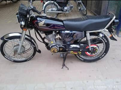 Honda 125 • 2017 Model • Excellent Condition