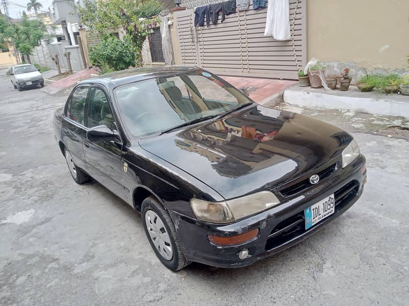 Toyota Corolla Xe automatic 1