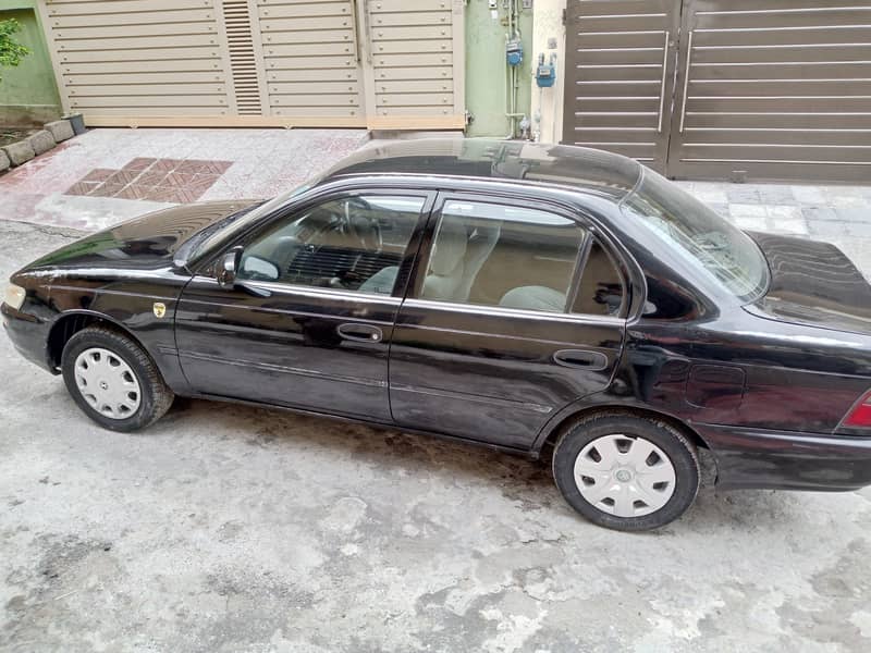 Toyota Corolla Xe automatic 3