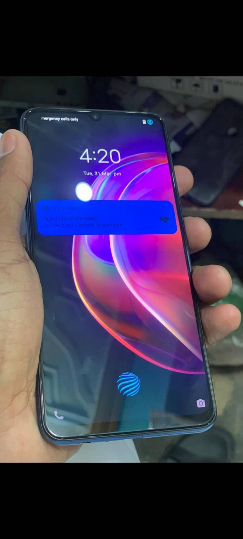 v21 e 8/128 full box 3