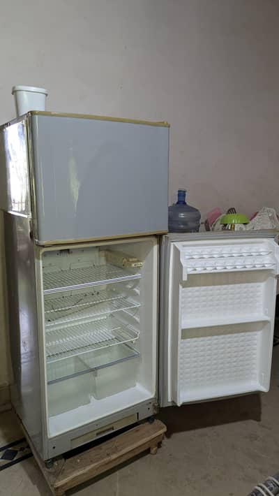 Dawlance refrigerator