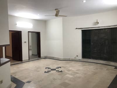 1 Kanal Upper Portion in DHA Phase 4 At Prime Location