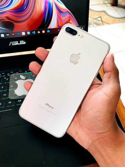 iphone 7 plus 128 GB  no open no repair PTA approved all ok