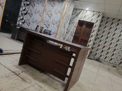 Executive Office Table / Boss Desk – Solid Wood