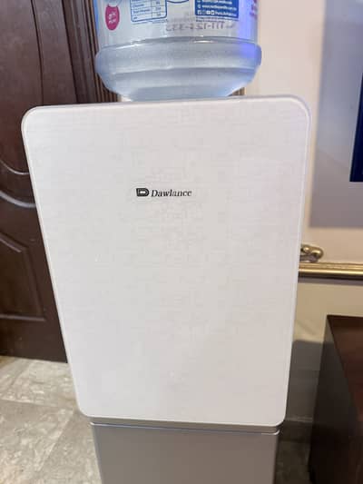 water dispenser for sale (6 months warranty left)
