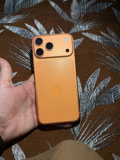 iPhone 17pro max Bettry 100 10/10 cycle 27 brand new condition 256gb