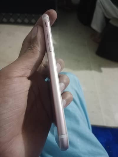 mobile off Hy girny ki waja Sy off ho giya Hy  64 gb